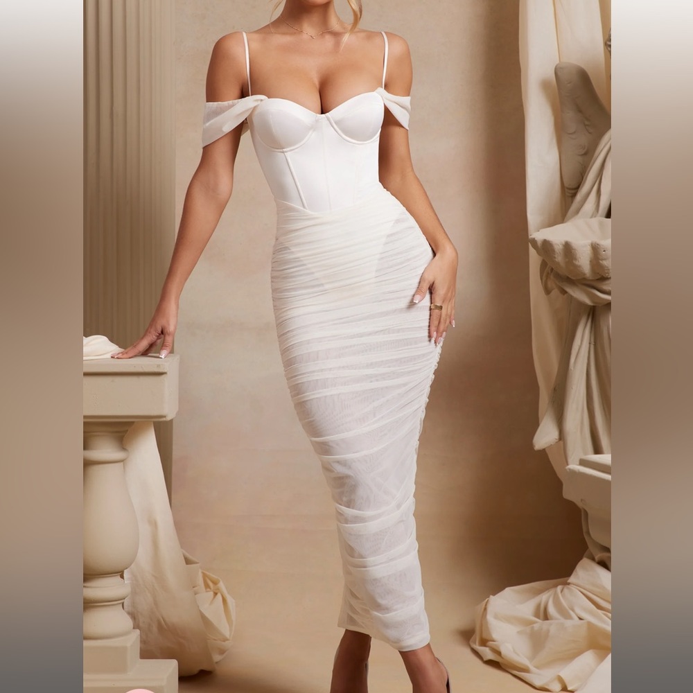Oh Polly Cecily Off The Shoulder Dress
